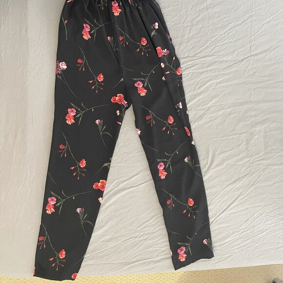 Womens Dynamite Jumpsuit Floral - Picture 6 of 6